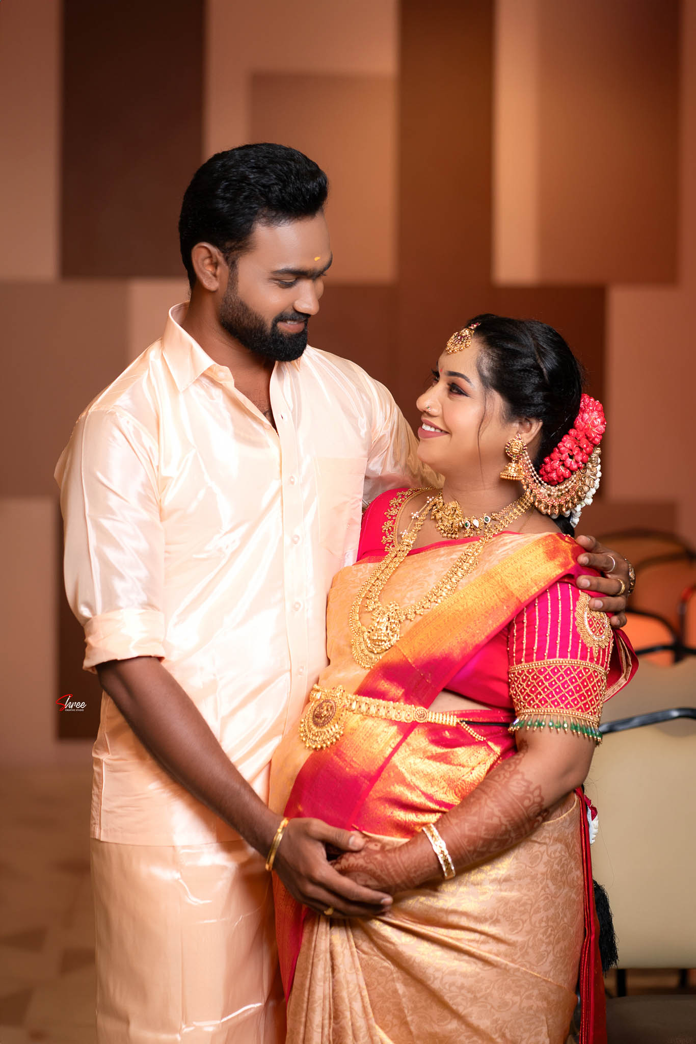 Dhivya photo 10