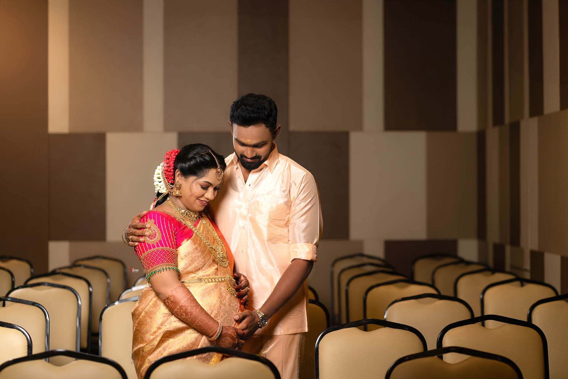 Dhivya photo 9