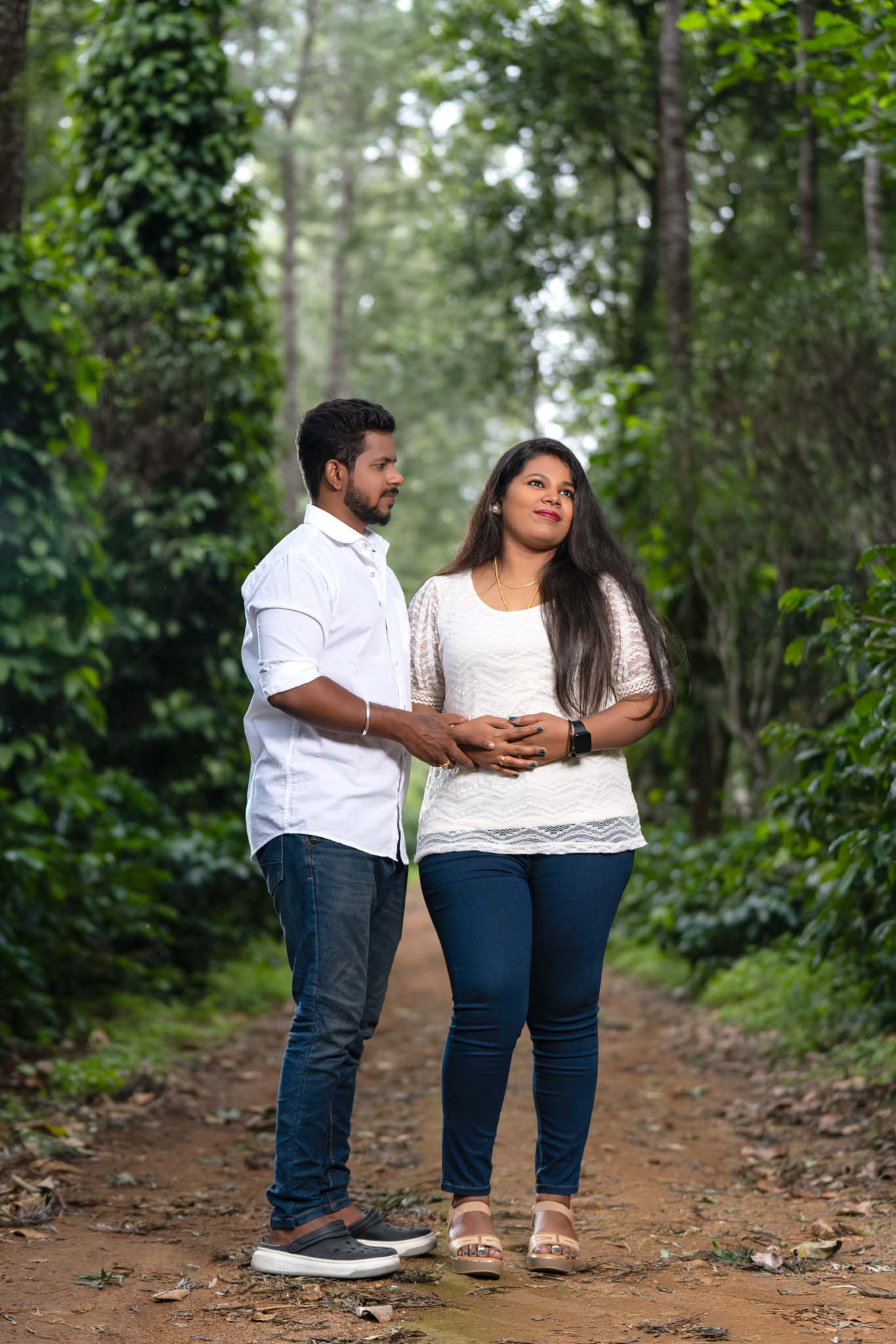 Aravind & Selvarani photo 3