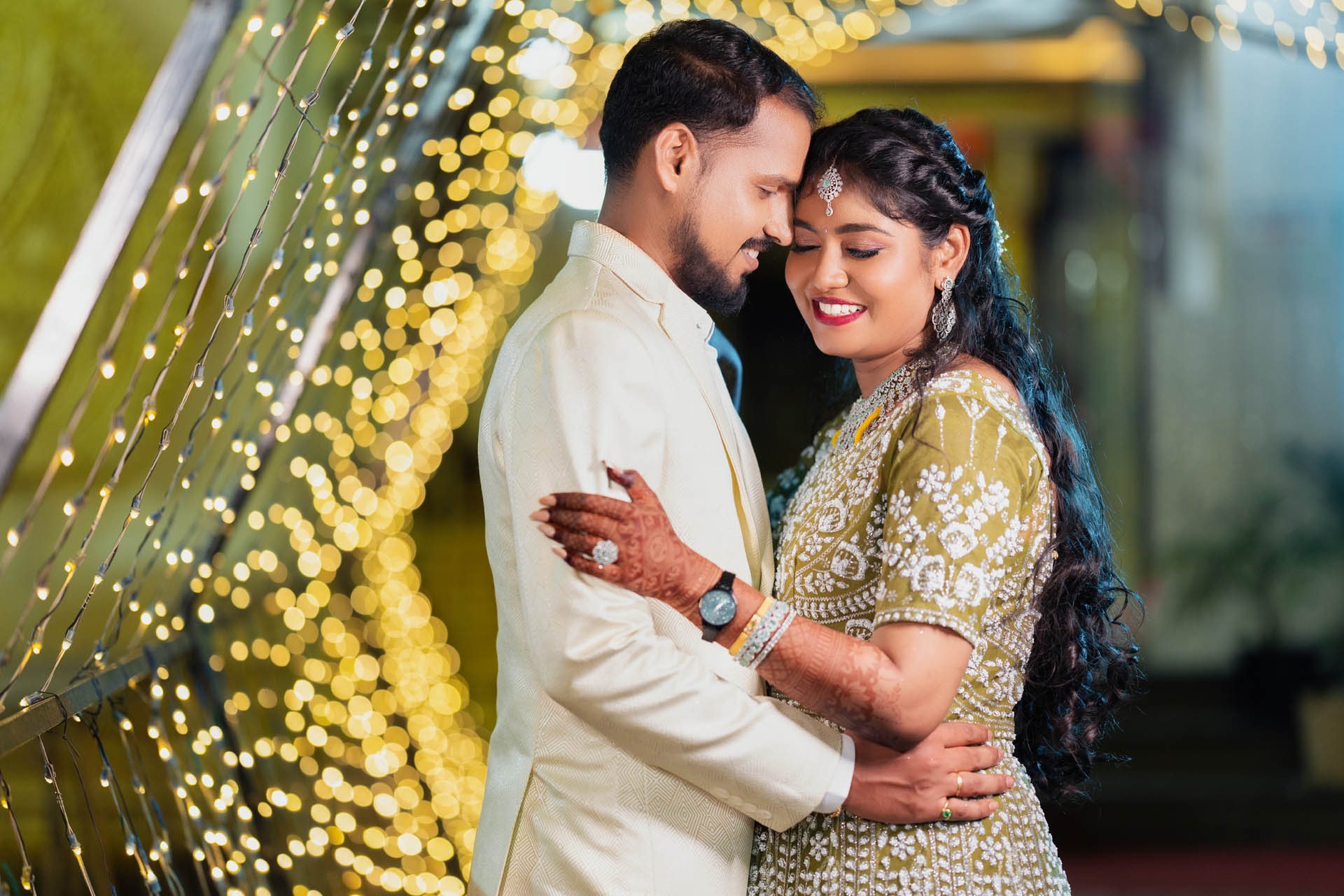 Mani & Gajalakshmi photo 4