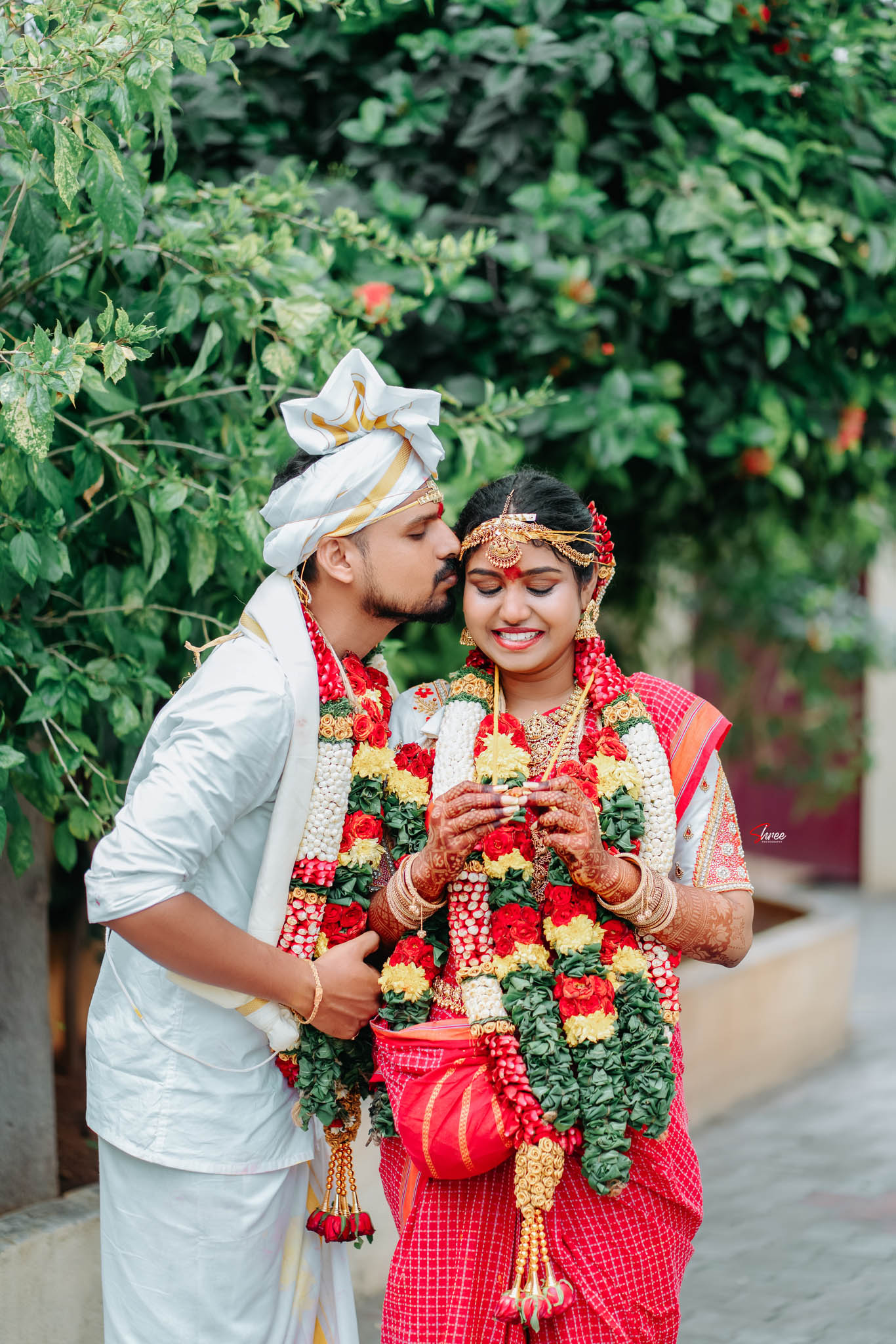 Mani & Gajalakshmi photo 5