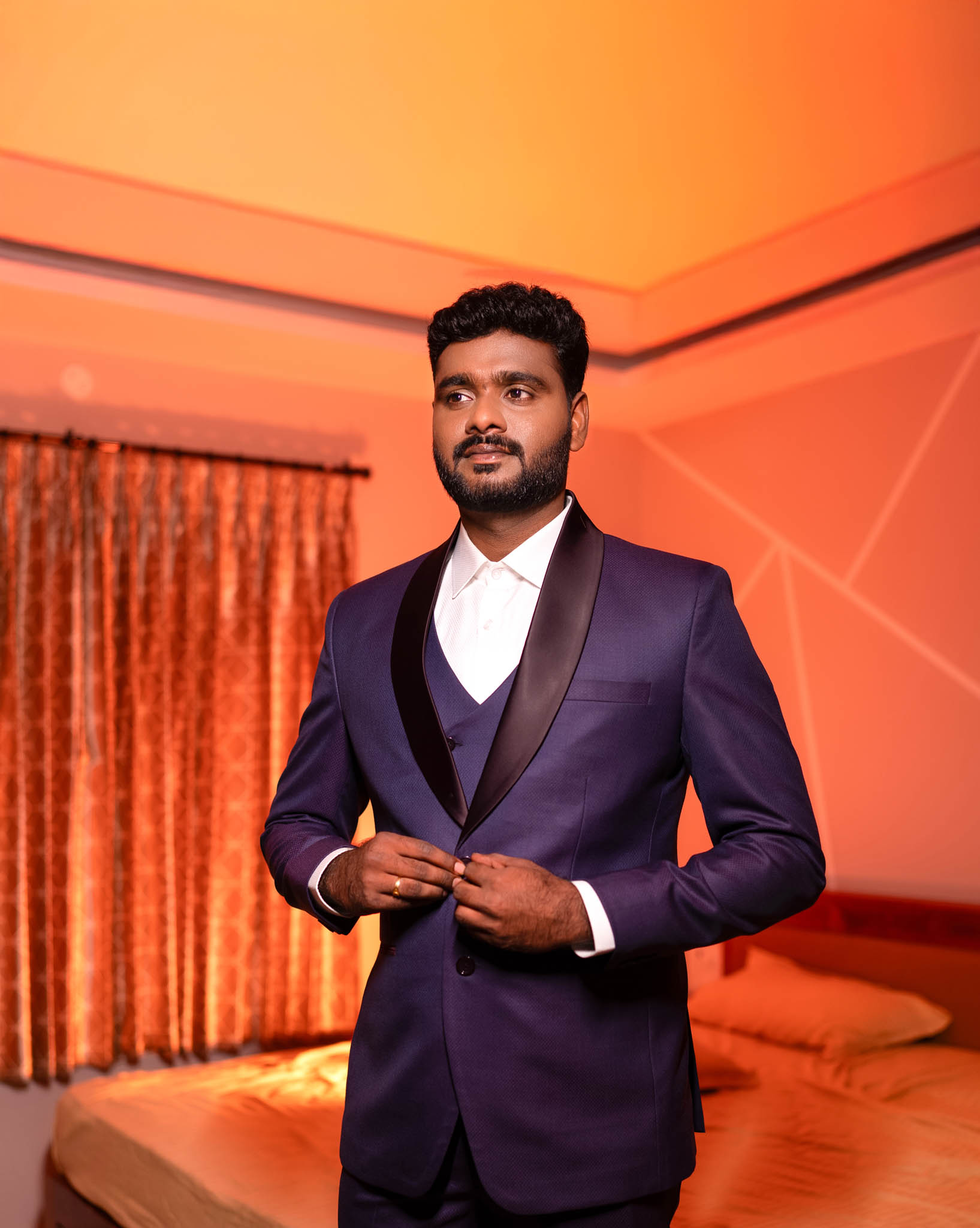 Pugazhendhi & Pavithra photo 4