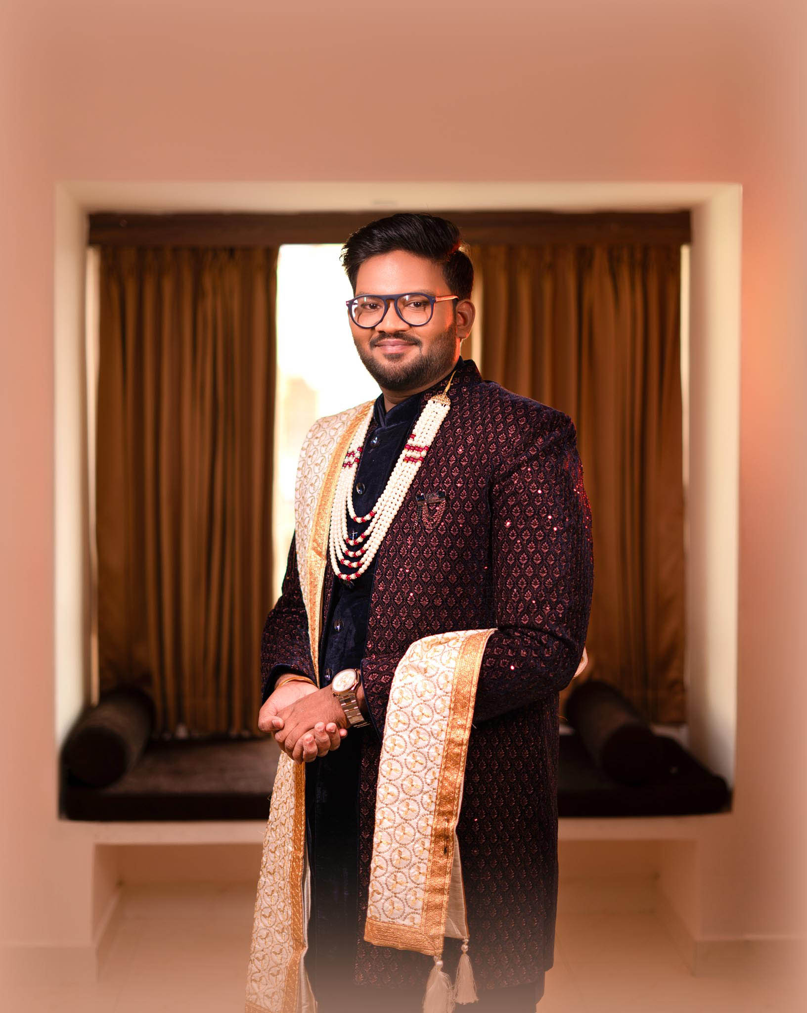 Vaikunth & Darsini photo 2