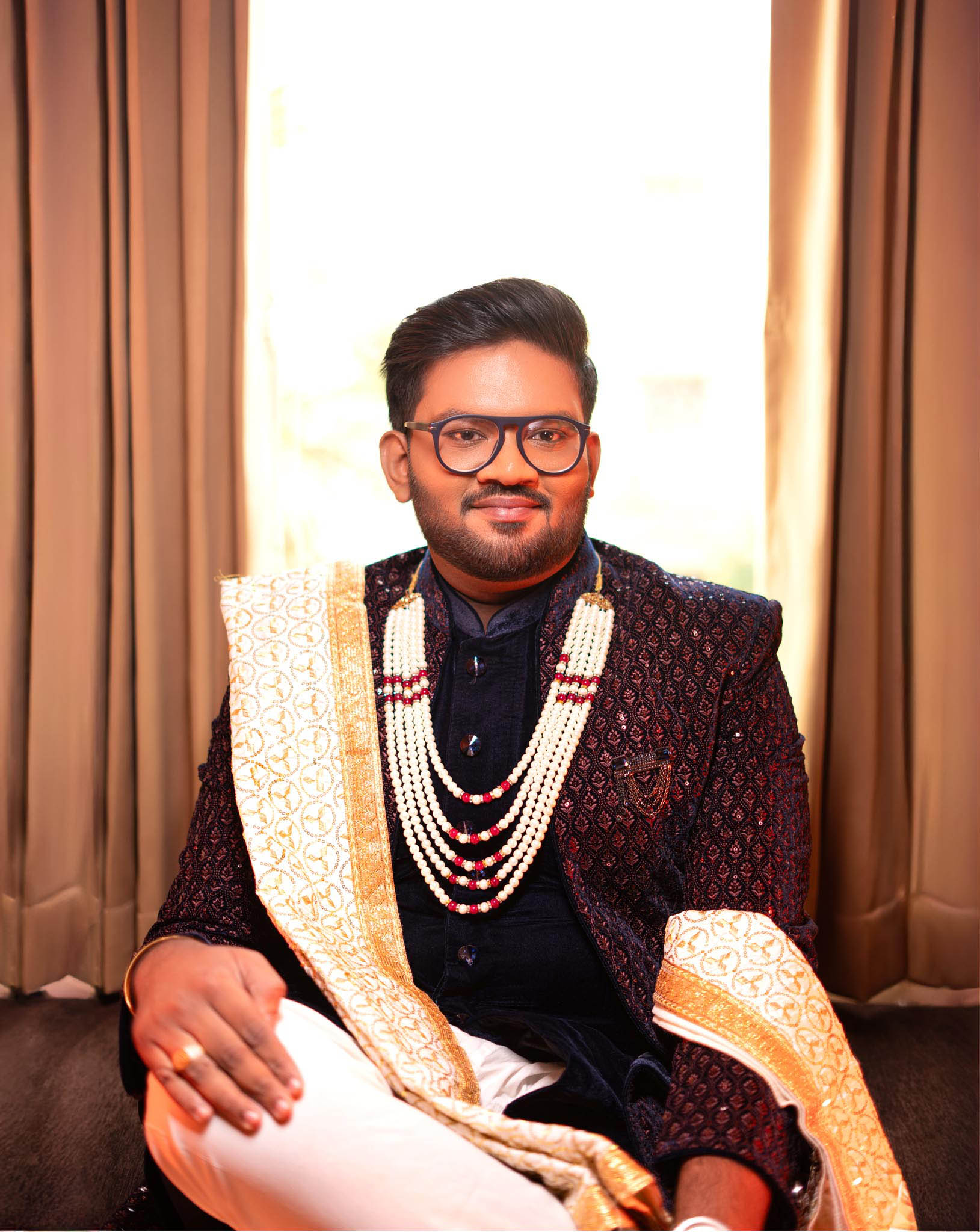 Vaikunth & Darsini photo 3